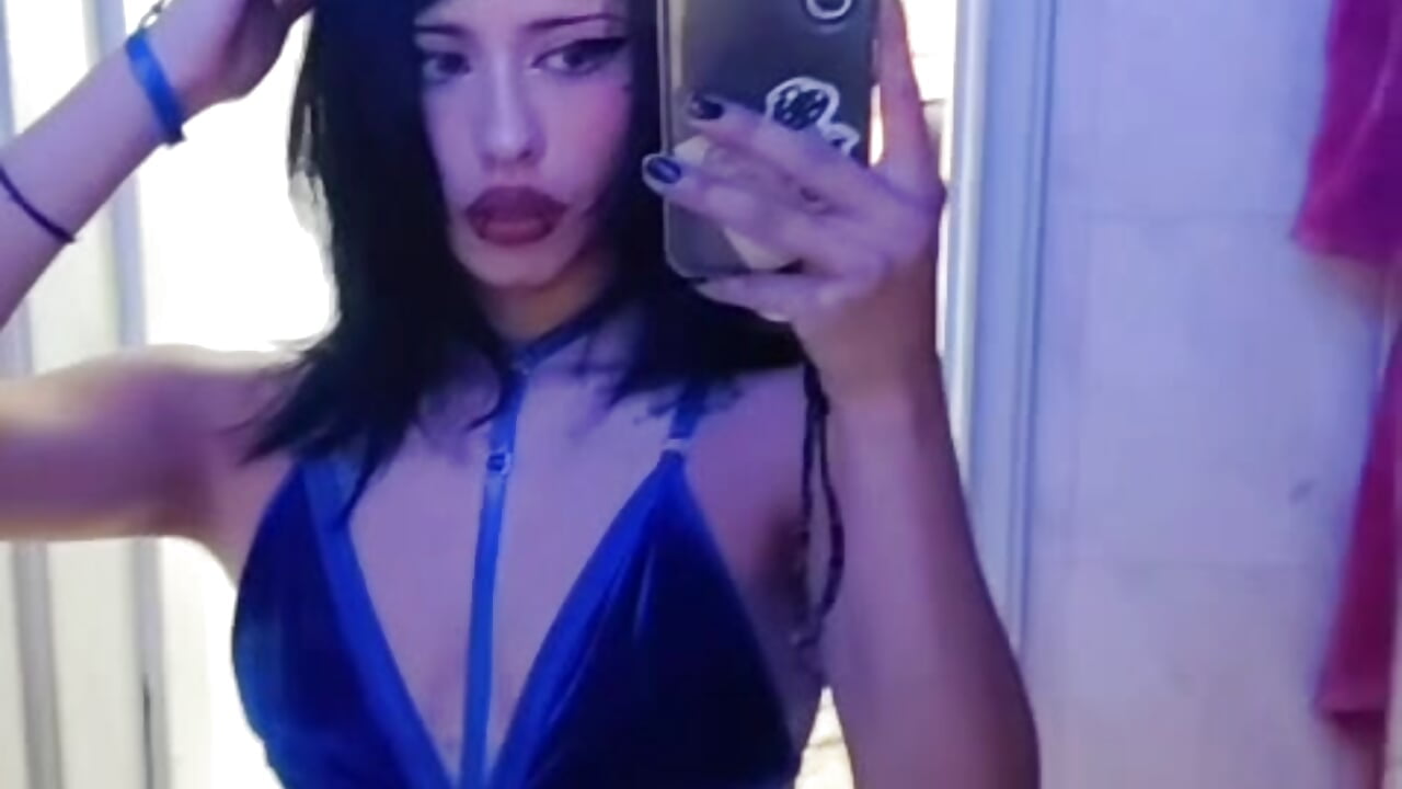 ♥ - video by emma_cg cam model
