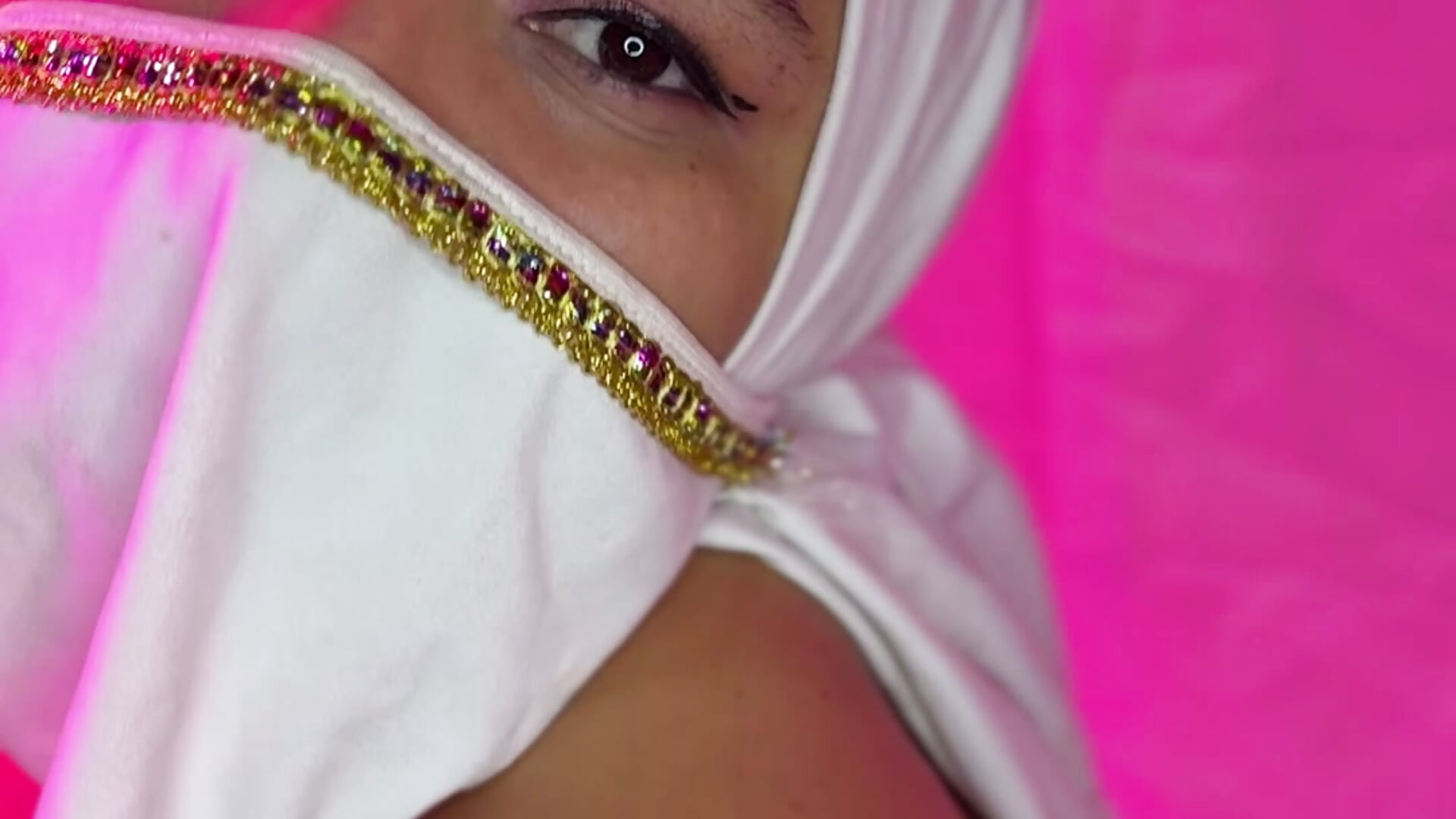 I´m Zahra Faris 👑🫅 - відео від вебкаммоделі Zahra_Faris