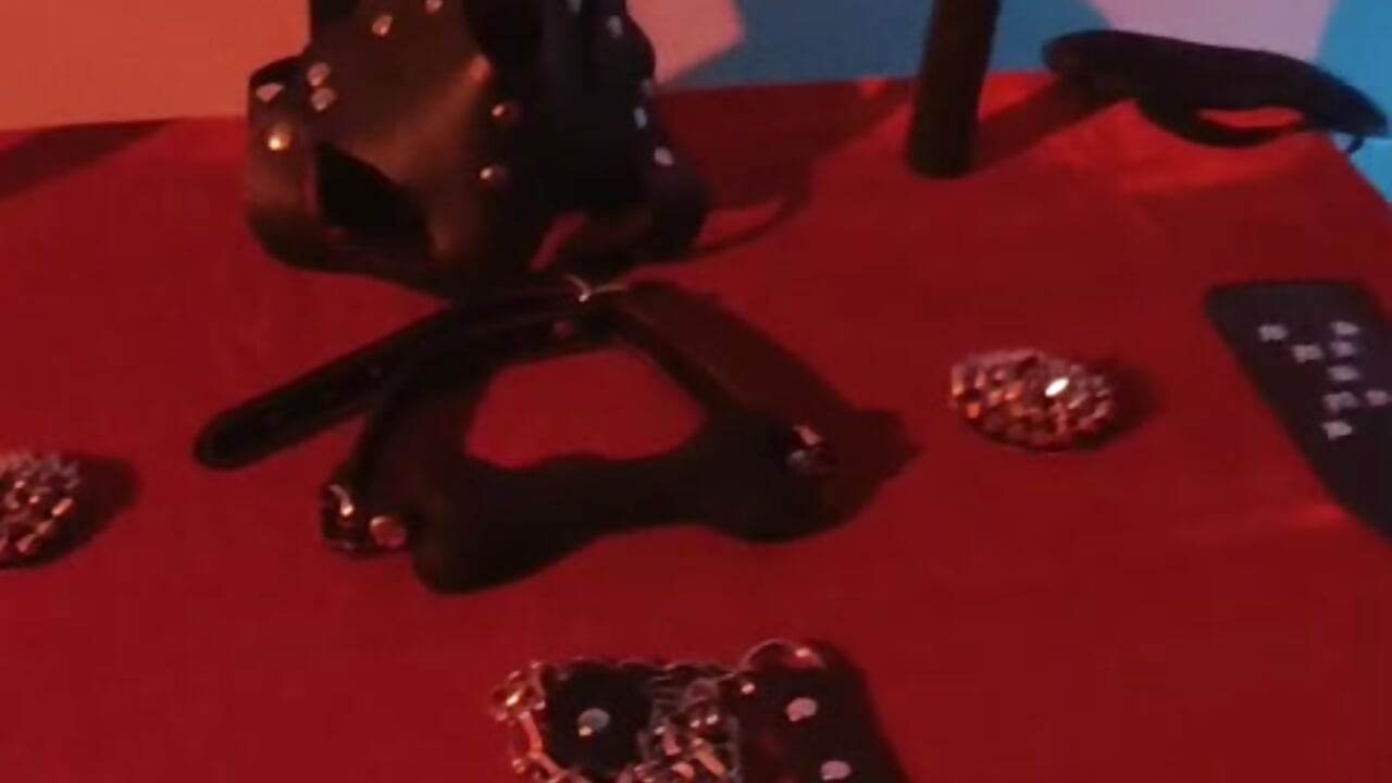 🔥I LOVE THE SPANKS ASS 💥 - vídeo de lilyruso modelo de câmara