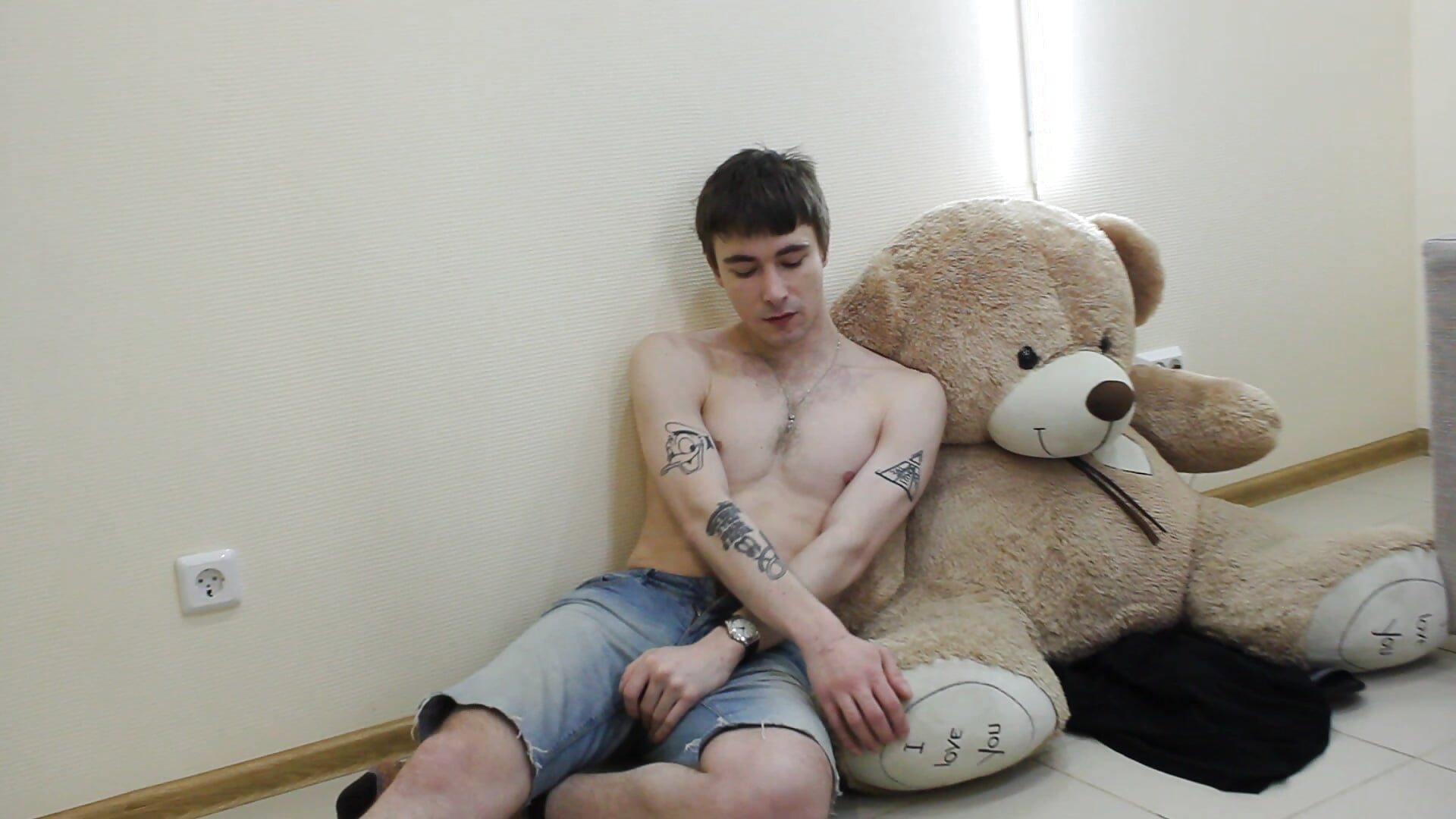 Your sexy boyfriend ;) - video by BenderFlow cam model