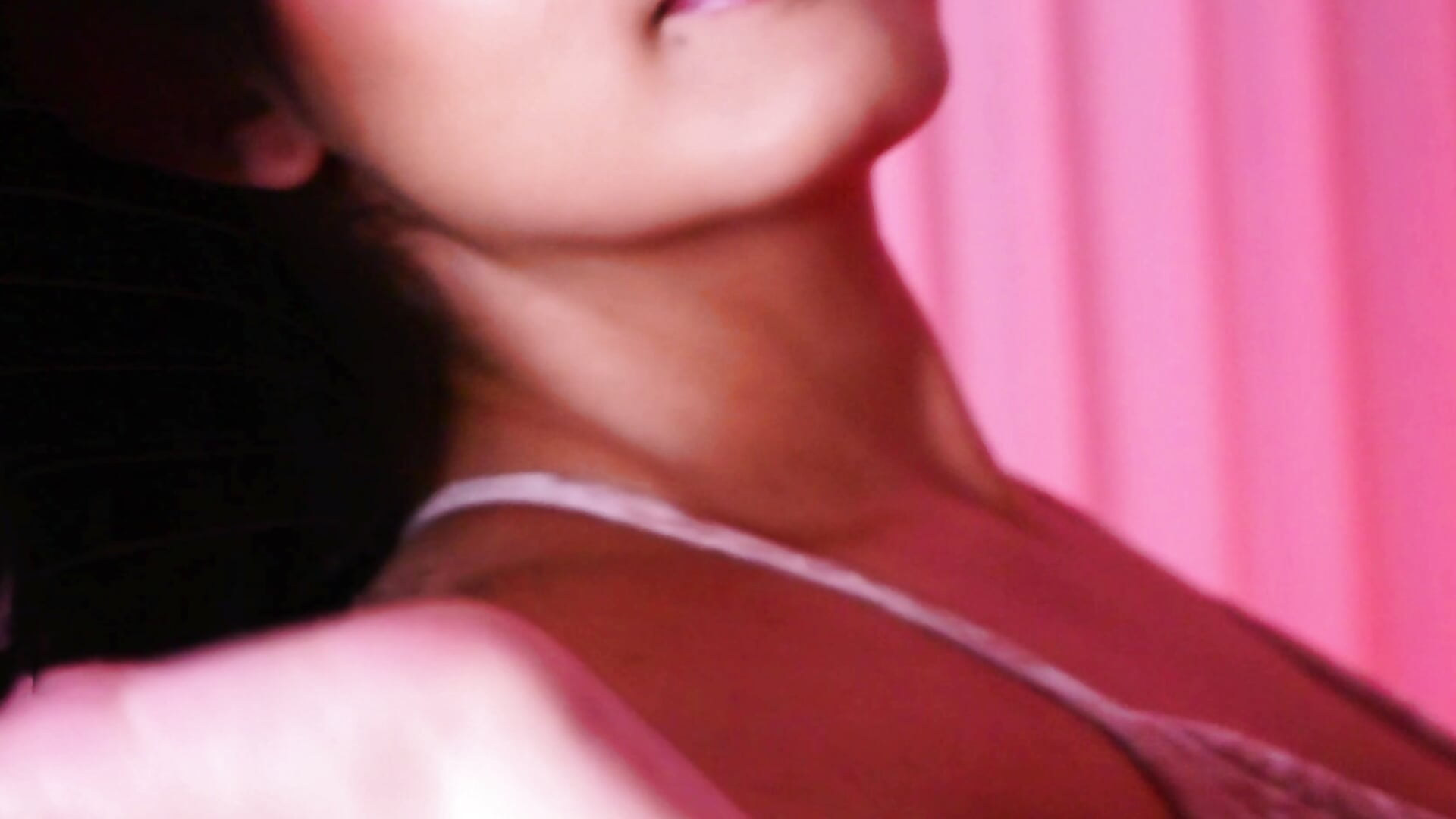 Know Me - video oleh model kamera IrisRios