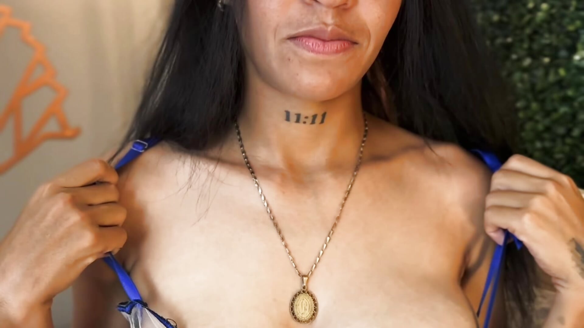 Sexy boobs - video by ImValentinaHotXXX cam model