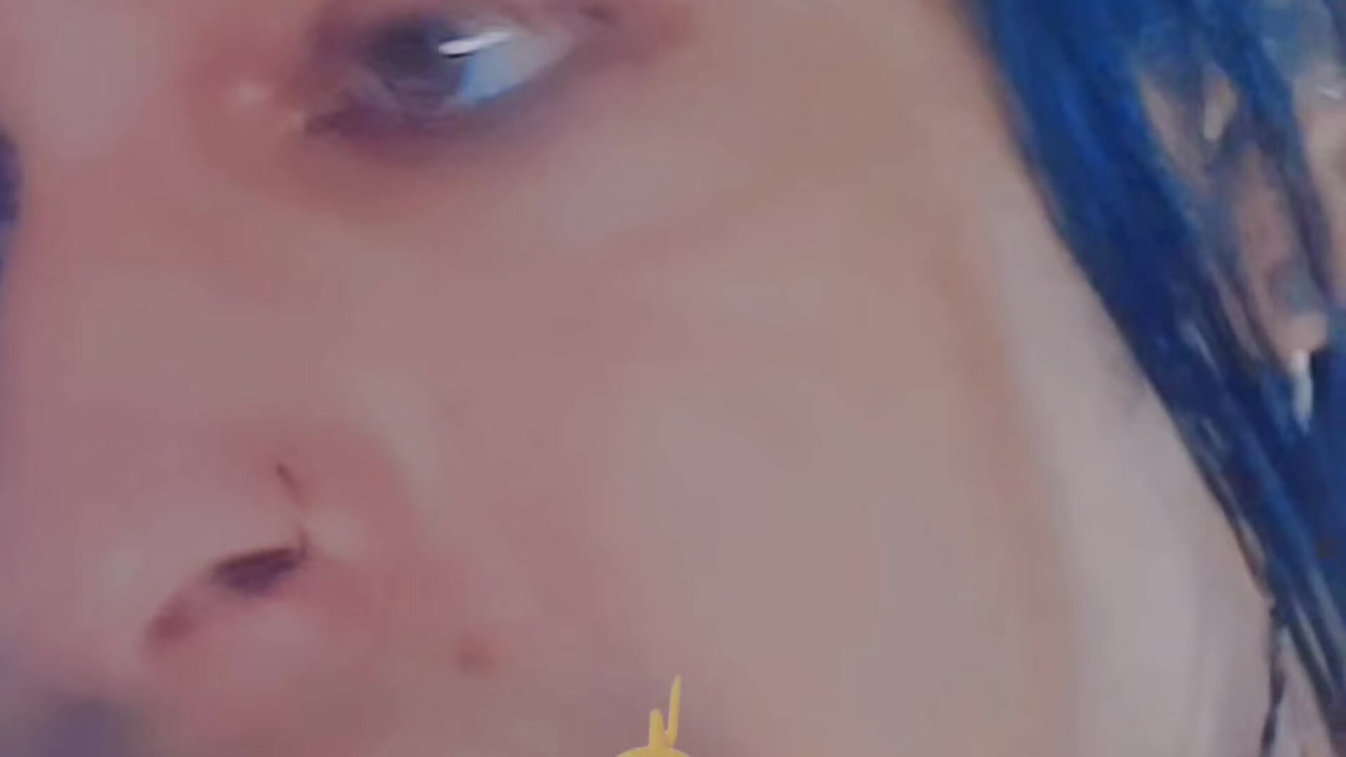 UwU - video ChuyA49 kameramallilta