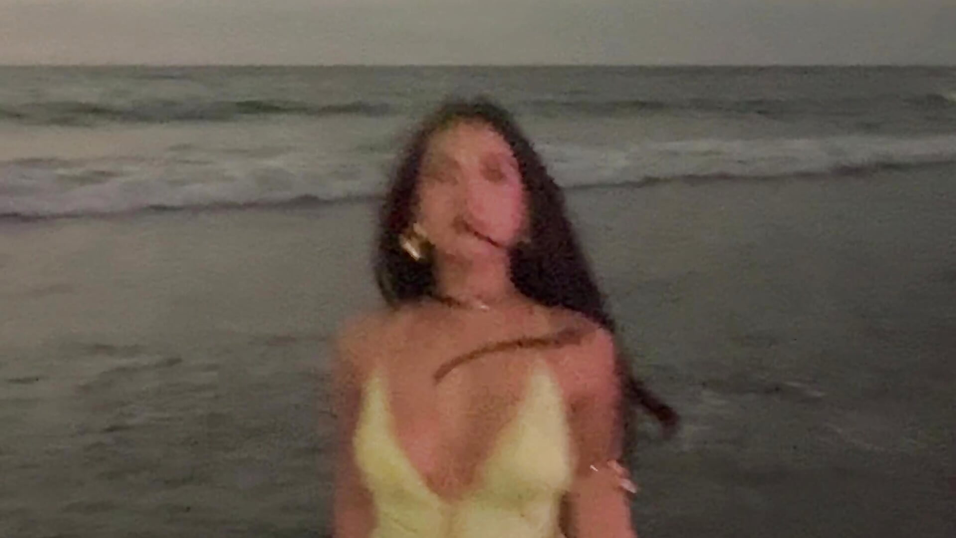 Green 💚 - video của người mẫu cam Bigtitts25