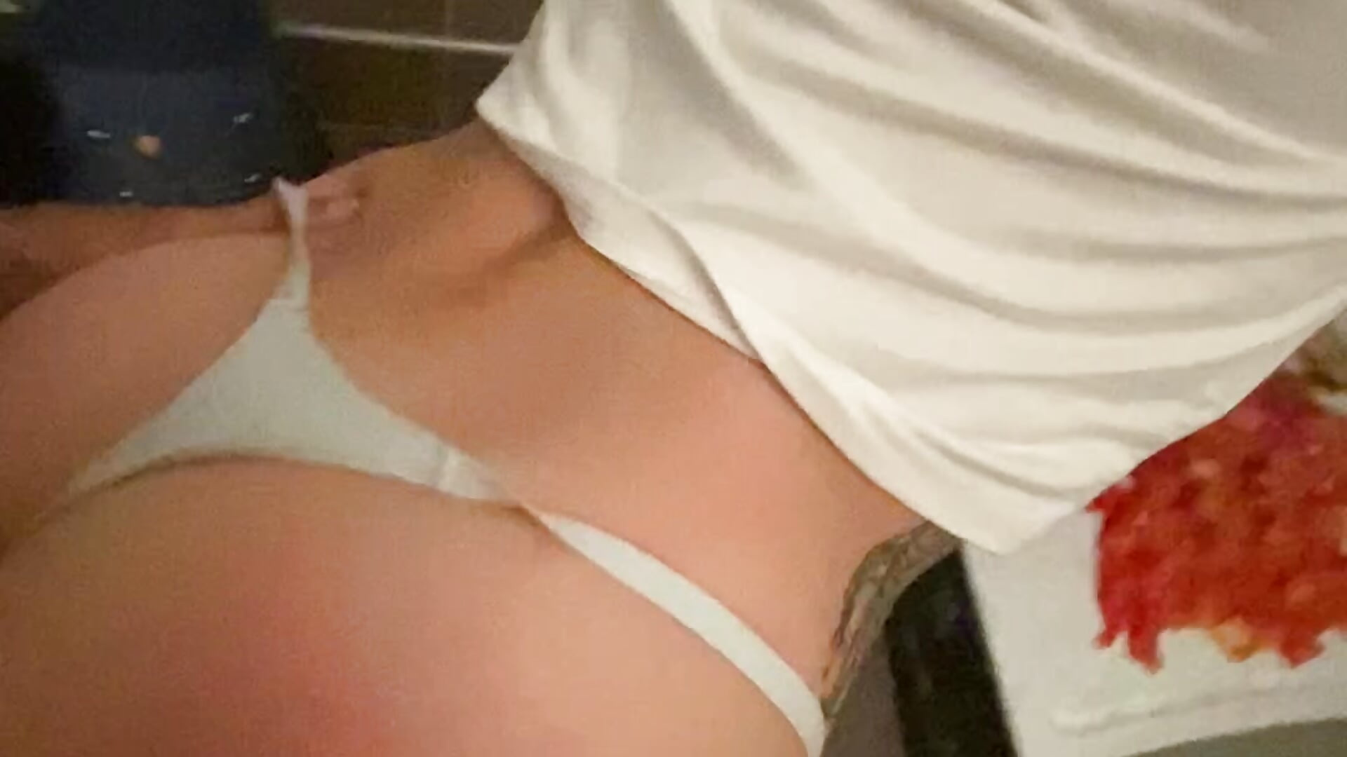 Cooking 🧑‍🍳 with happy cum 🍑🍆