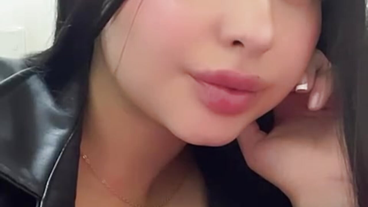 😋👋🏻 – video af Ary_evans__ cam-model