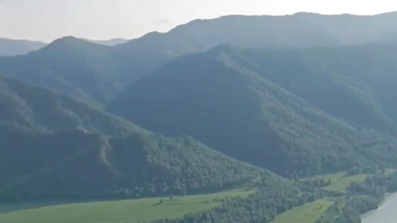 photo_2025-11-06_21-27-06 - Vídeo de torch_of_liberty, modelo de vídeos