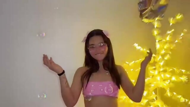 happy birthday Mariana – video od webkamerové modelky Mariana_toress