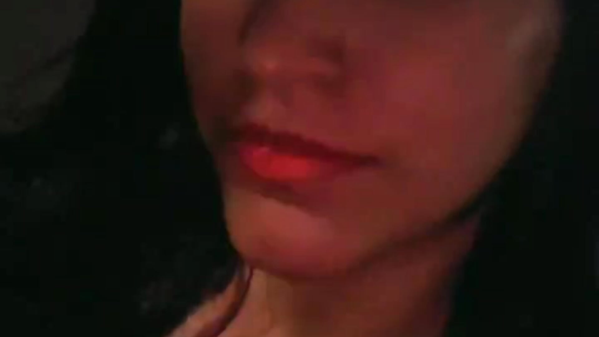 feel the moment😙 - video by GravenChat cam model