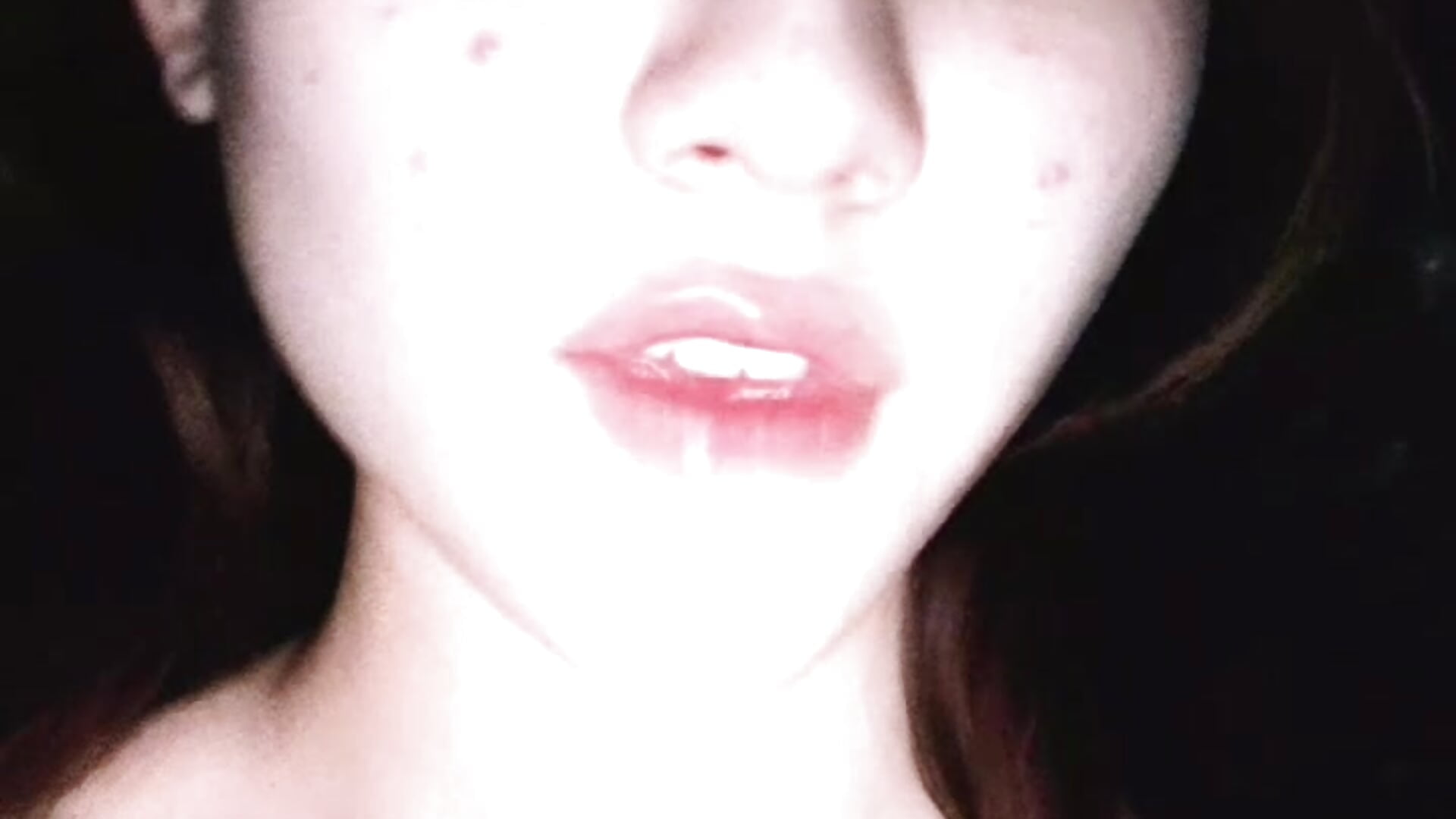 Can you feel my naughty vibe? :) - clip cu TrueViva model videochat