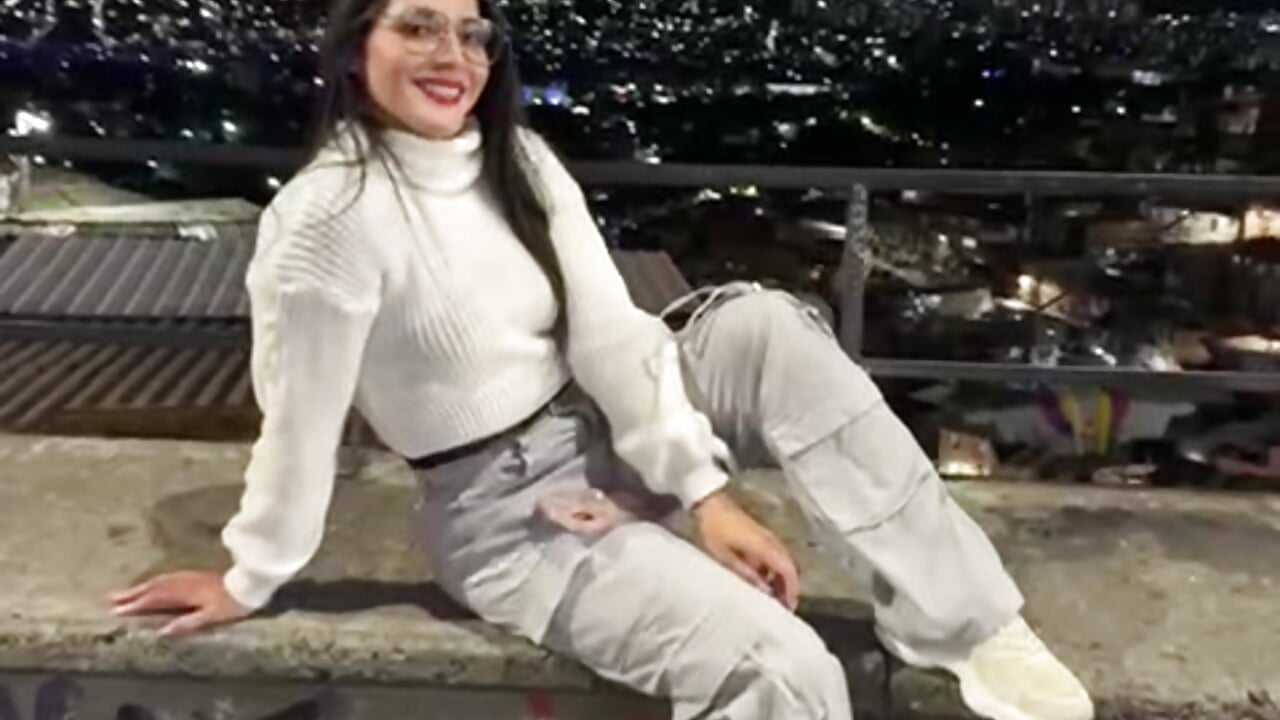 profile-intro-video-1771249700 – video modela na kameri angie_star_