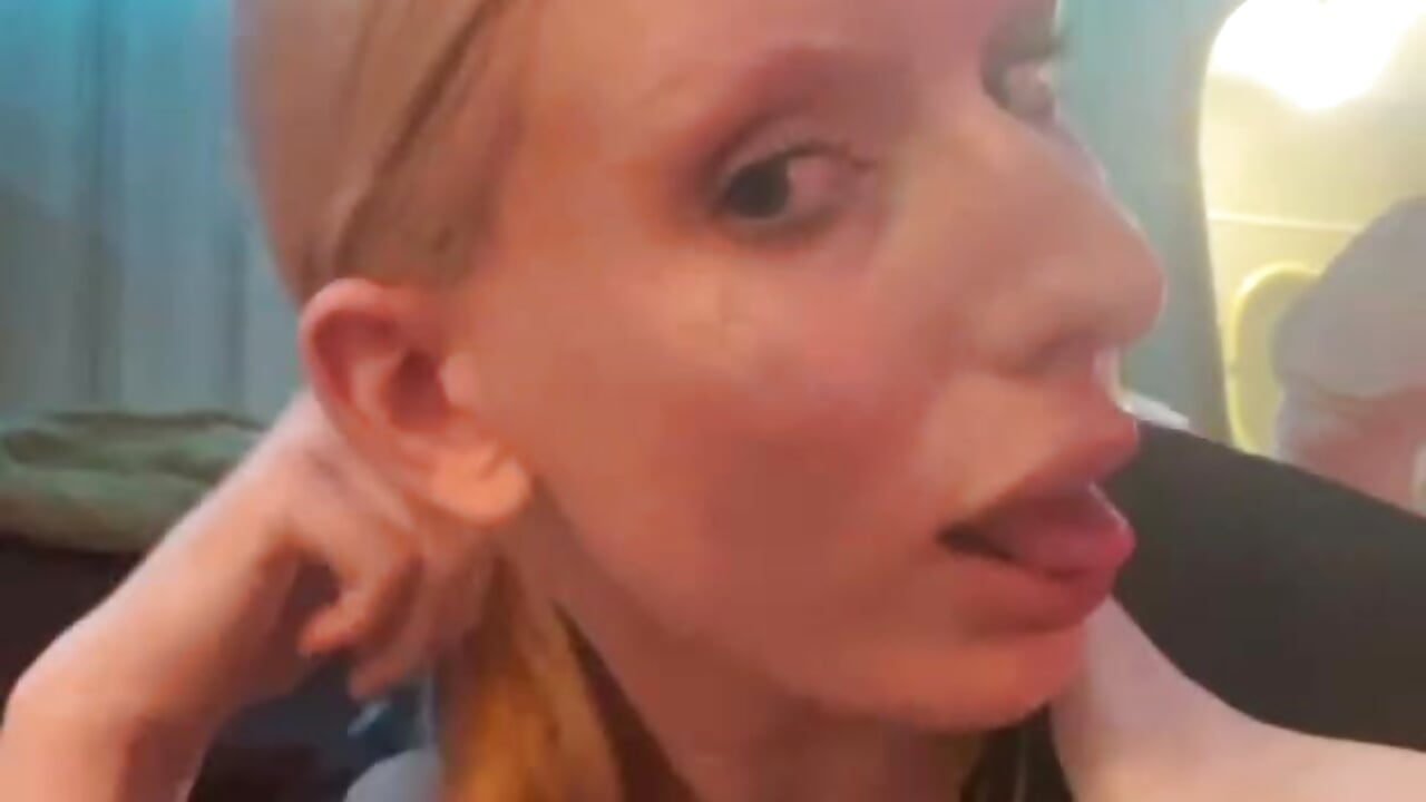 sadd - video oleh model kamera LexieWintour