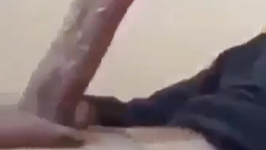 My cock is v. Hard - فيديو من MoMnsi موديل الكام