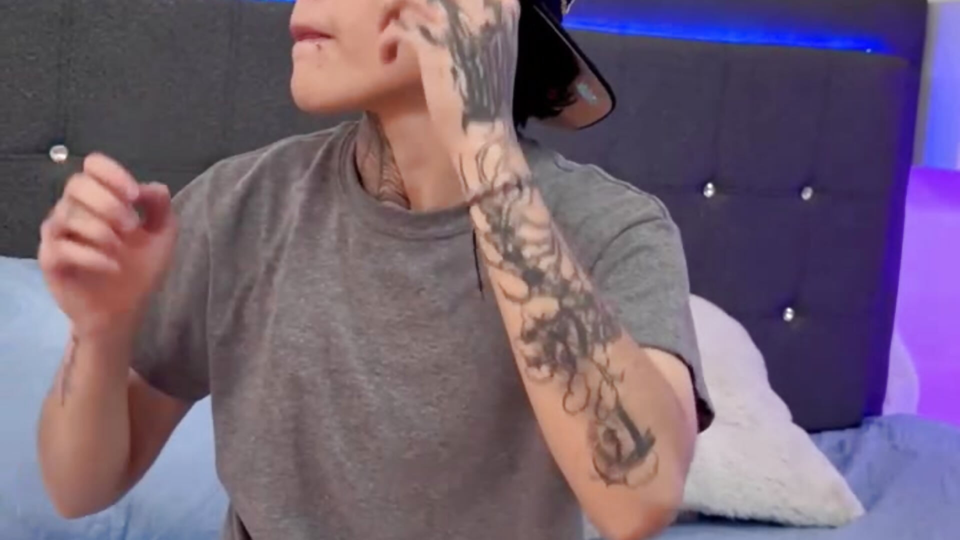 Ale_cuzz - Trendy videá camgirls 9997