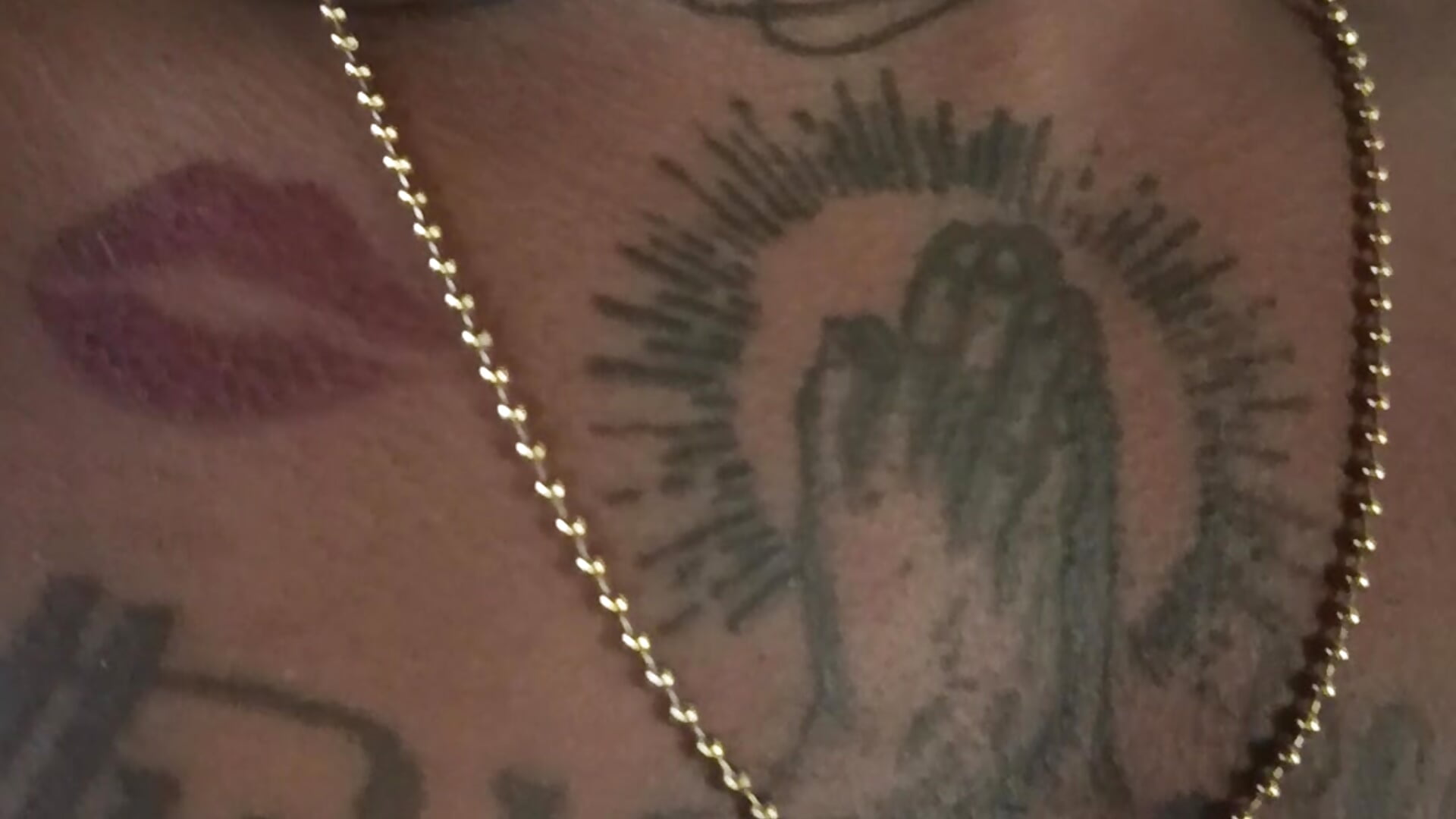 mmmmm nice tattos :) - video oleh model kamera ZIANY_2301