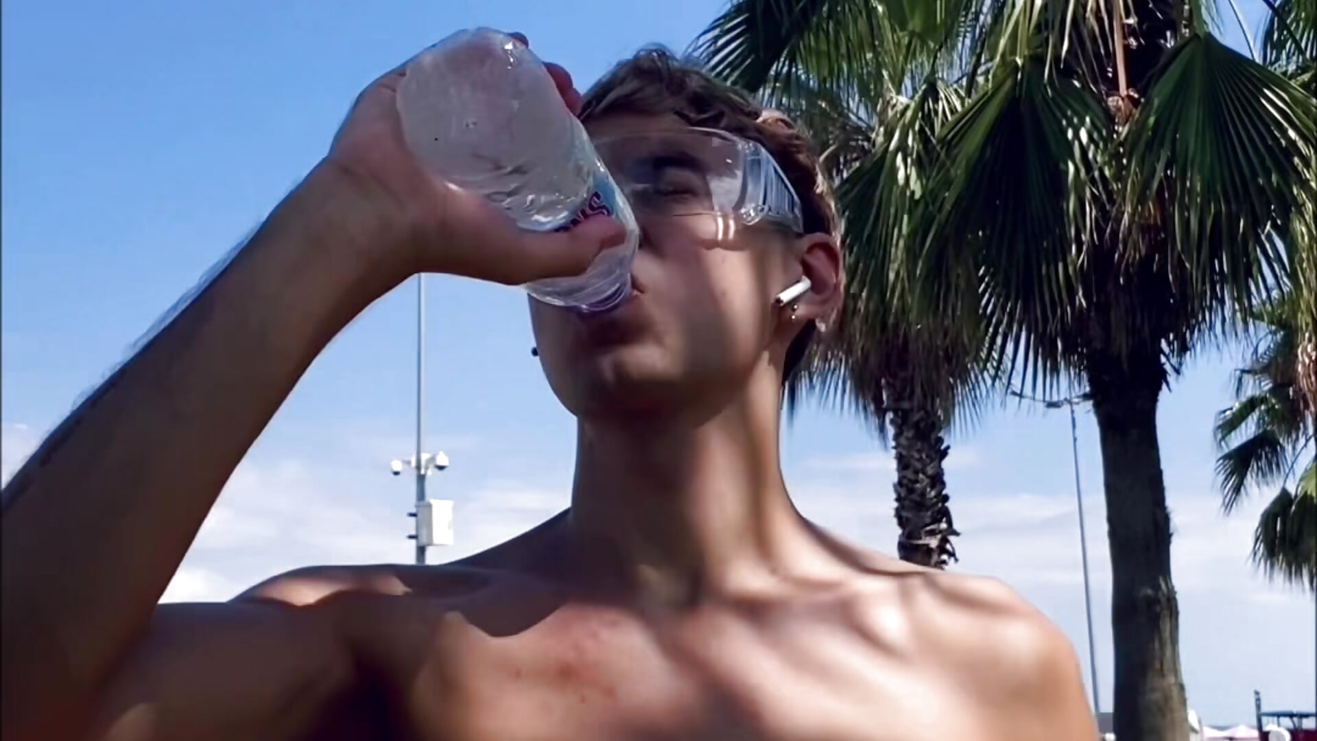 i need some vibe 🤩 – video od webkamerové modelky fabianmyst