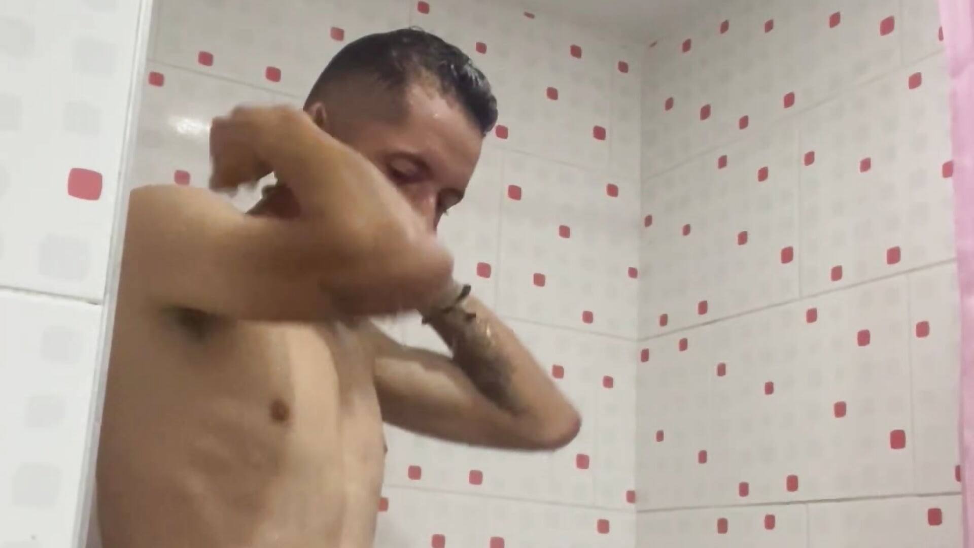 Vídeo  5306 de modelo de vídeos David_Great_Cock – em alta