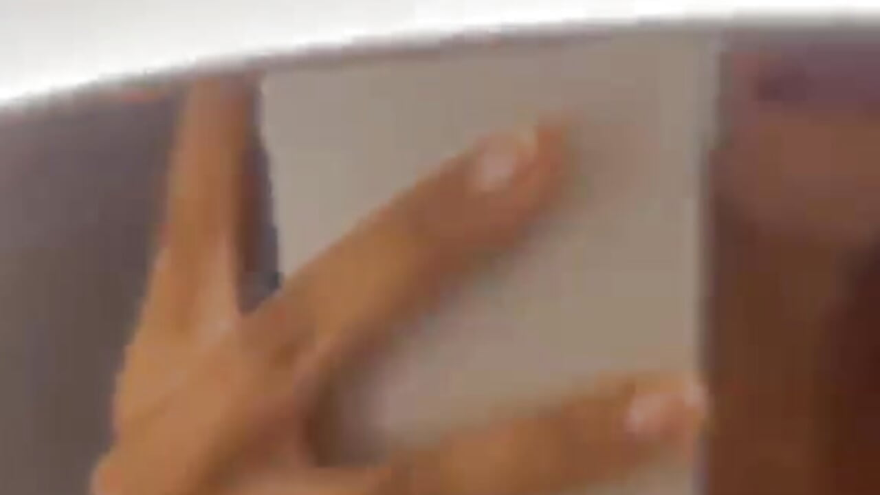 me – video af ElektraBomdans cam-model