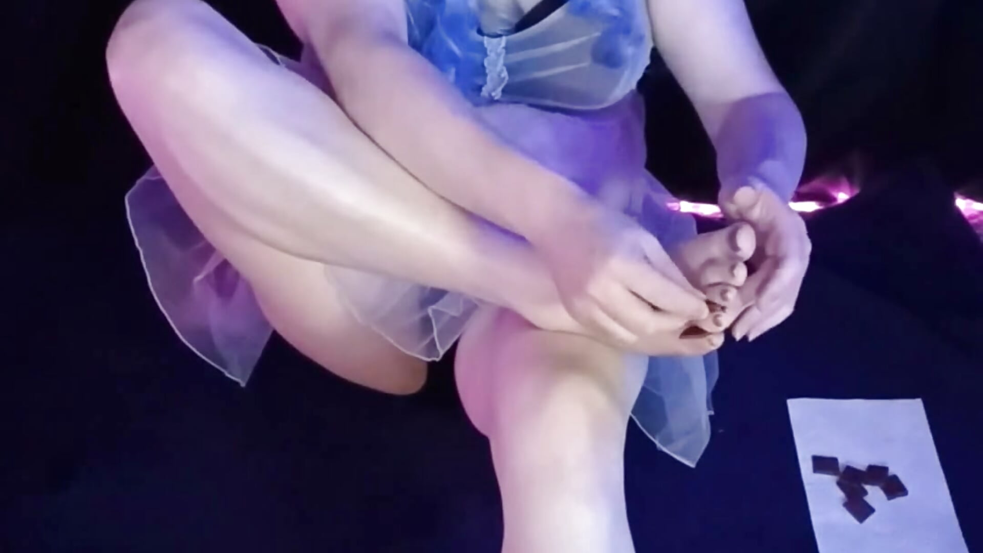 Chocolate Toes Snack - video by StarshineMoonspark cam model