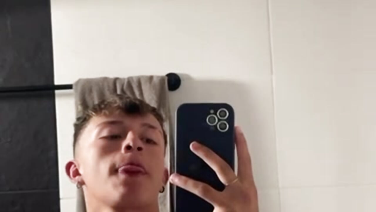 Cool 2 - วิดีโอโดย Dark_Nico โมเดลแคม