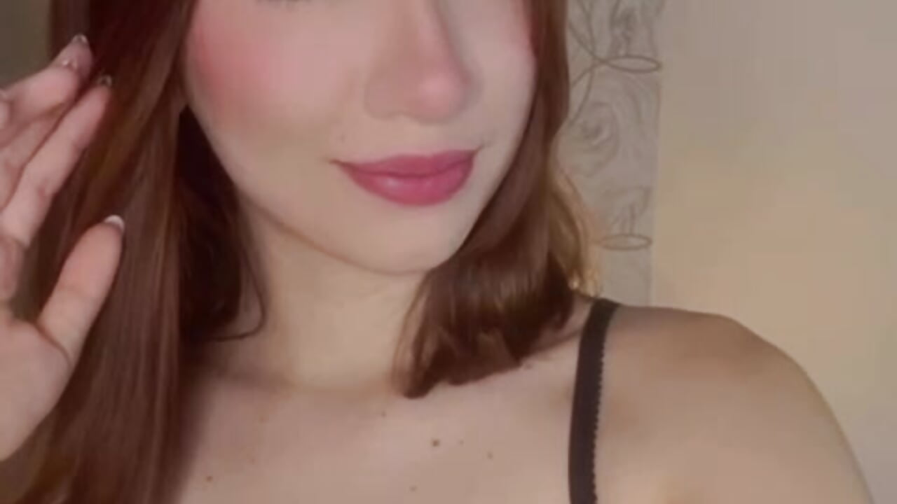 Designed just for you 💋 - vídeo de la modelo de cam angelsky11