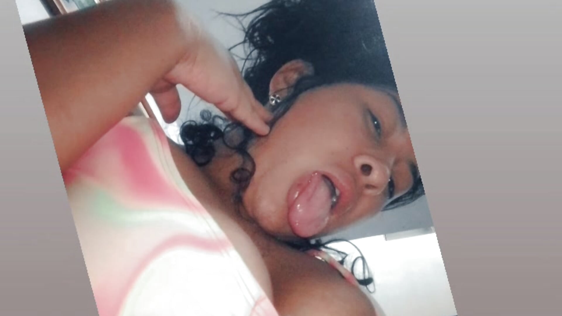 Ven y mamamelas - video by lachina_hot01 cam model