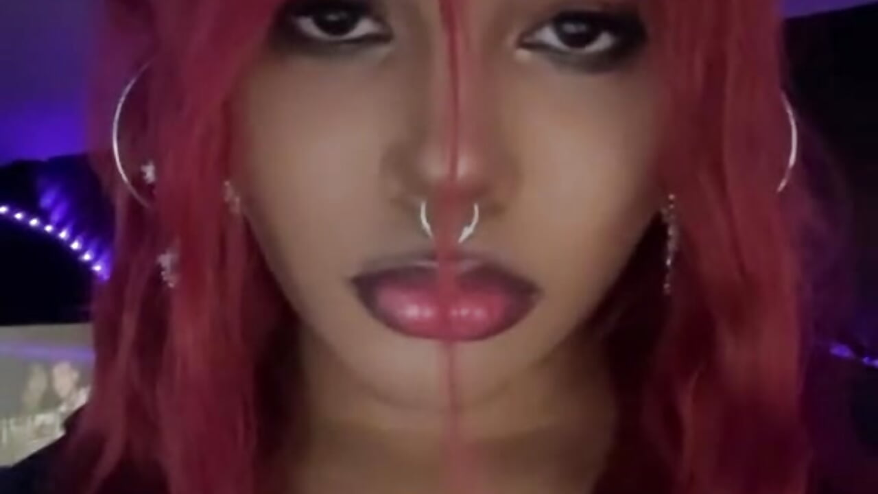 191A4B6C-BC42-4834-9102-9CF079AA70E0 - video by marinakisses cam model