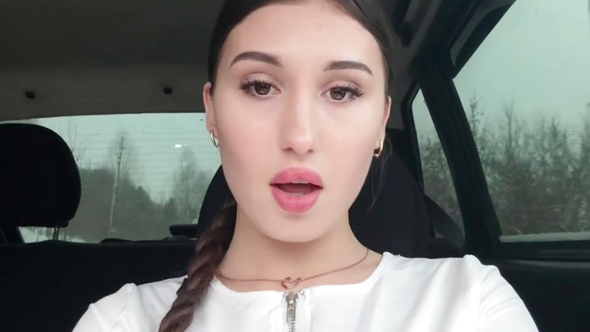 Me :) - video của người mẫu cam Emily_Lews