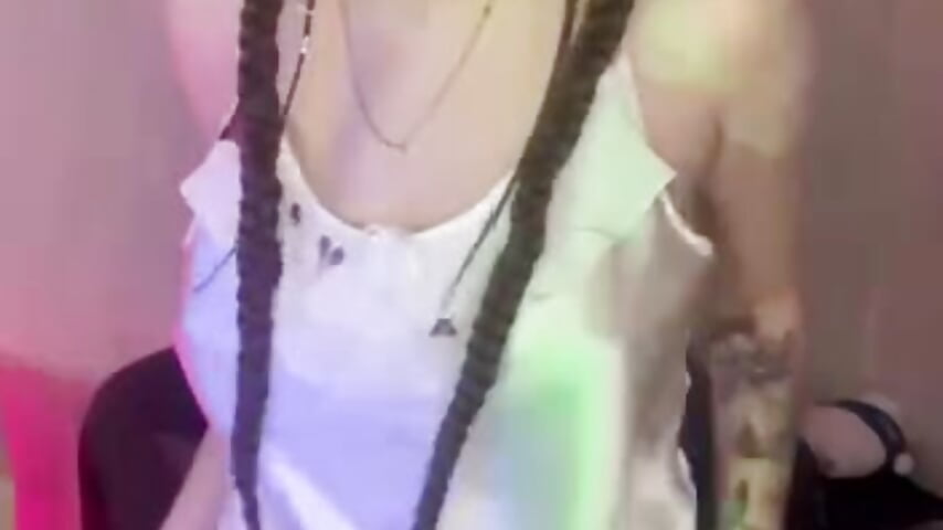 :))) - vídeo de la modelo de cam Laura_CollinsS