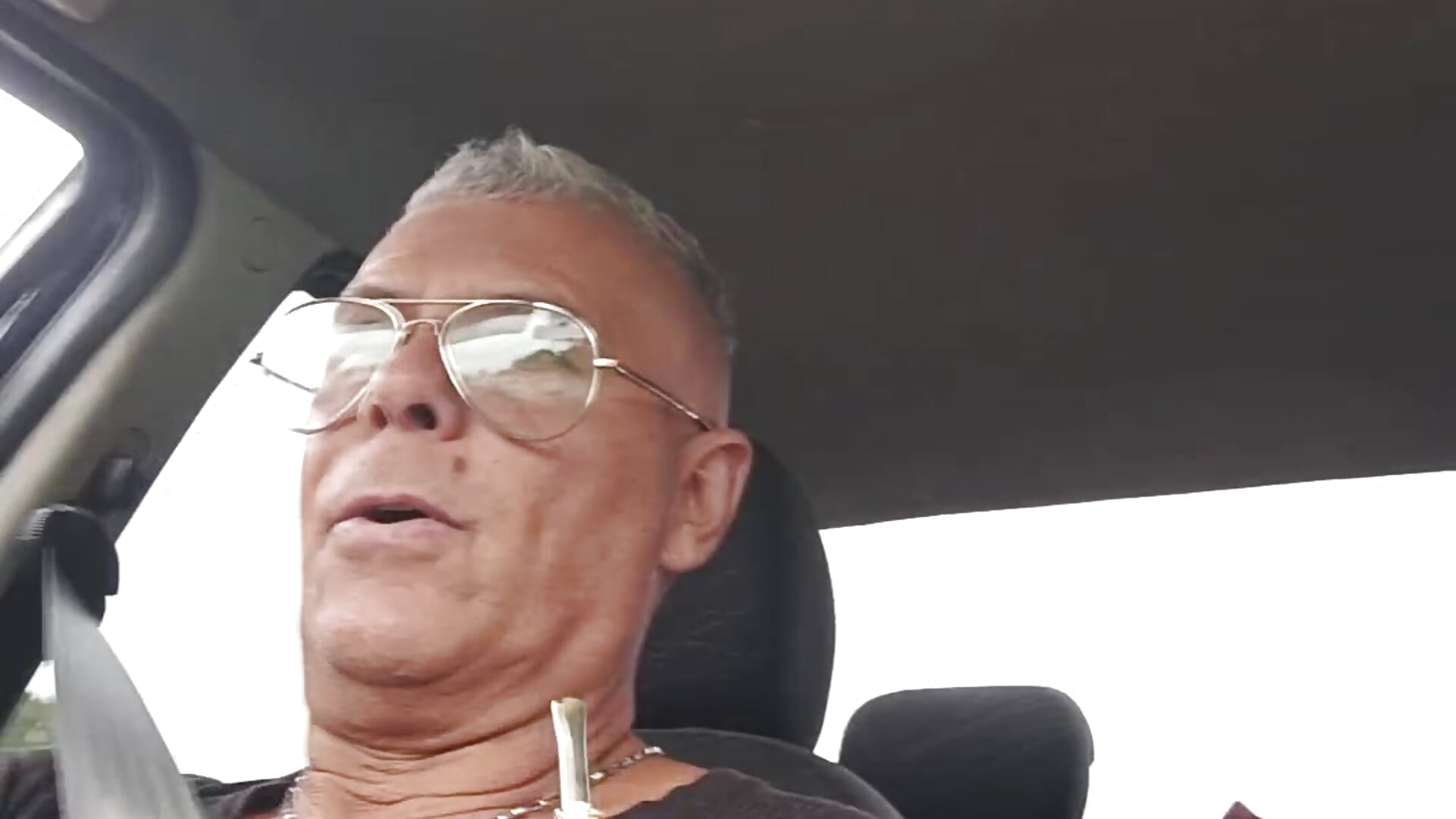 1000488974 - video by gusta2026