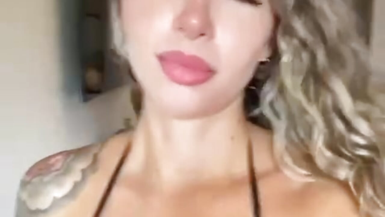 Enjoying myself — filmik Joanne_Conner, modela(-lki) na kamerkach