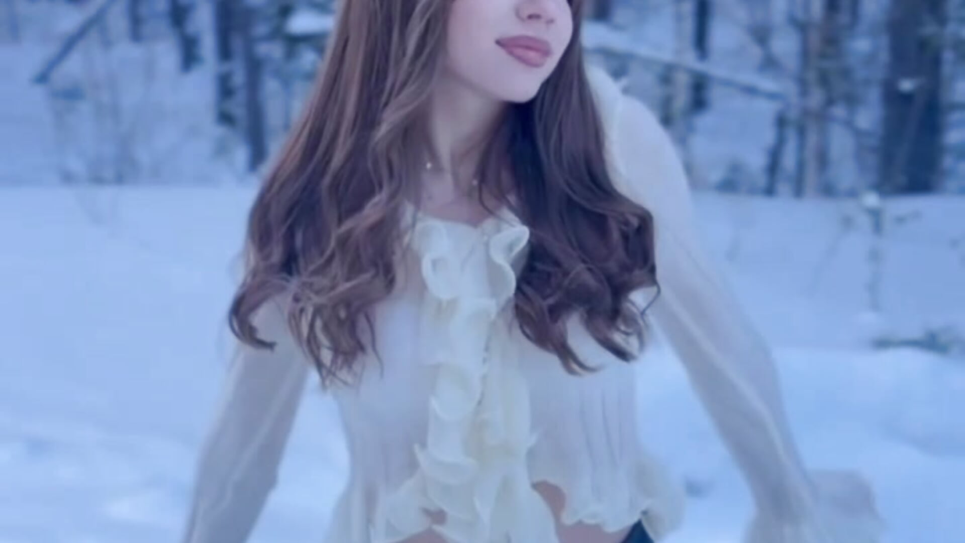 Just me - TishShazier主播的视频