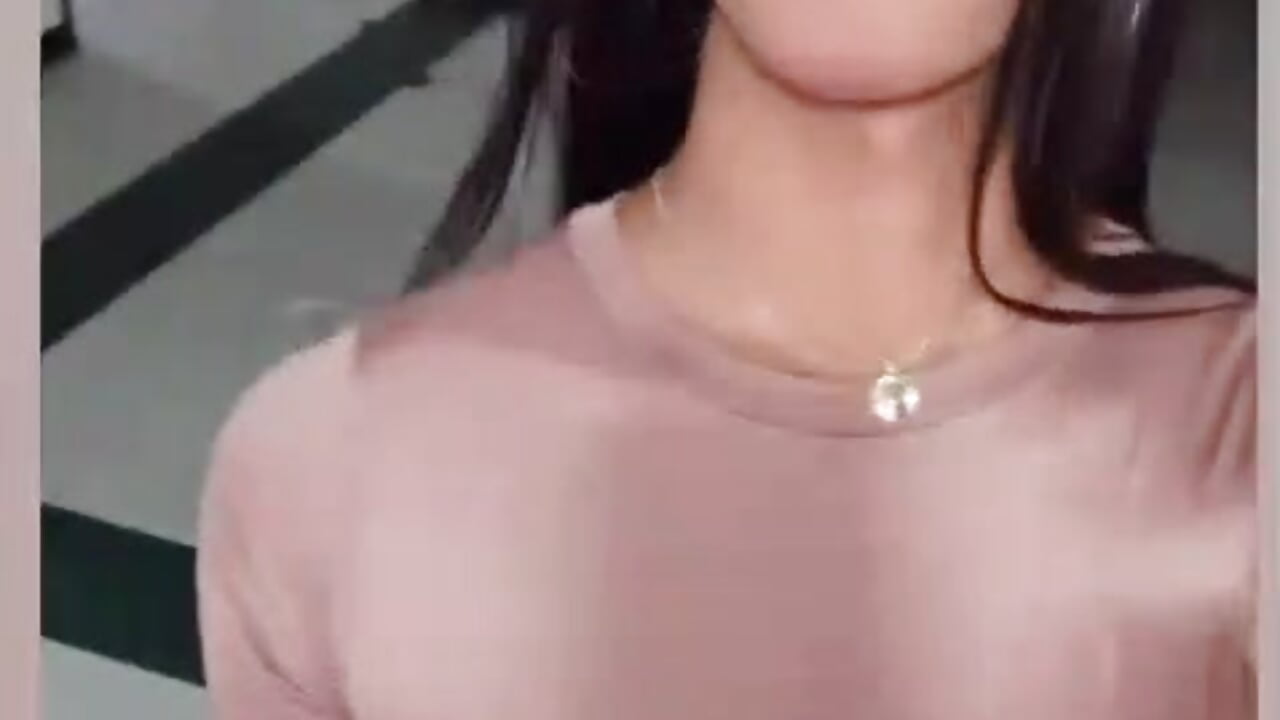 I love to see my hair fixed💛 - video oleh Cayetana_Black_ kamera model