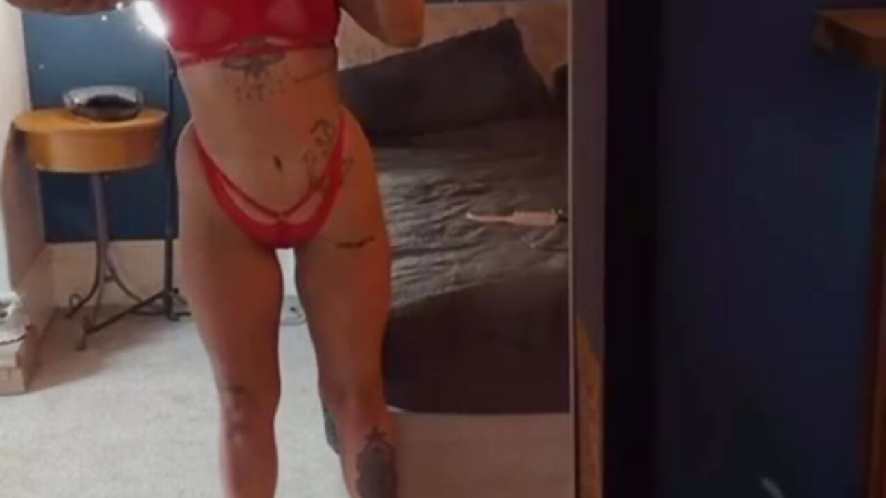 heyyy – video modela na kameri Summerwestt