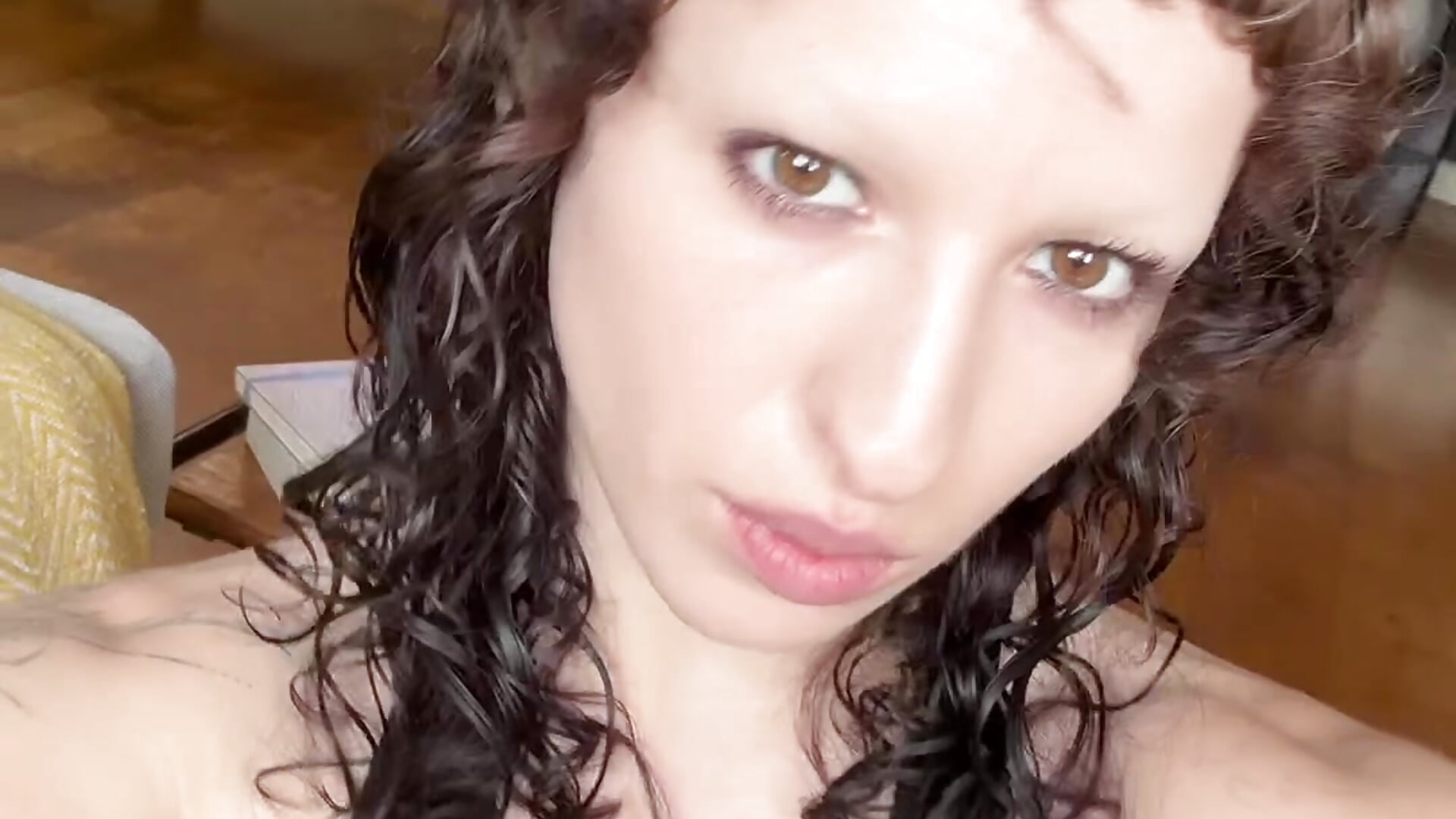 hi - clip cu rhizomata model videochat