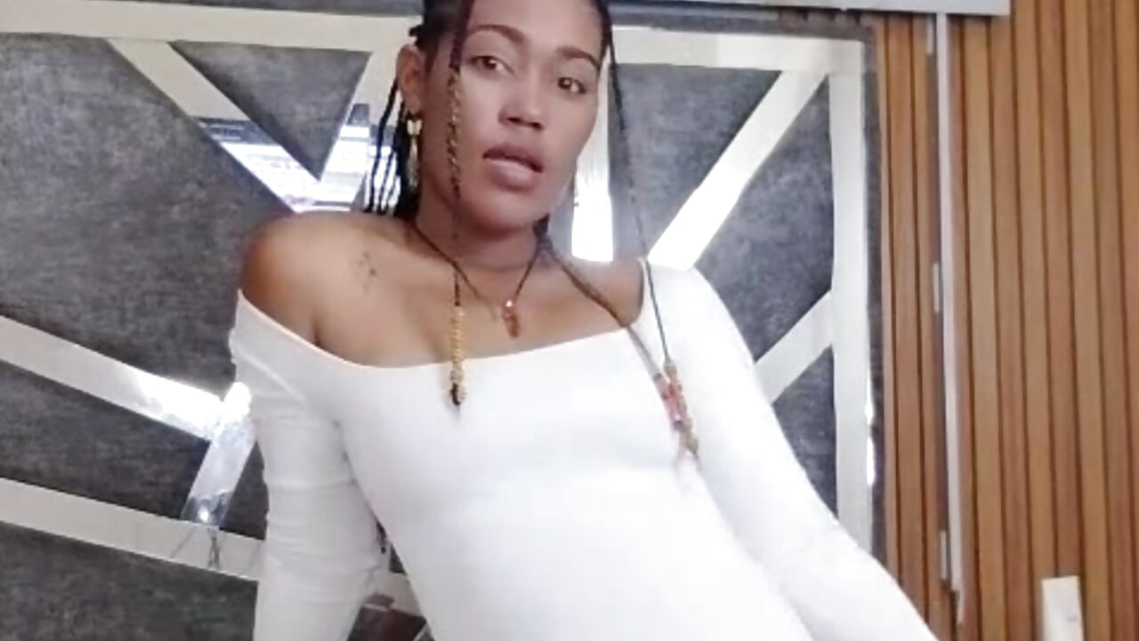 Bienvenidos💋🥰 - video by nannycfx68 cam model