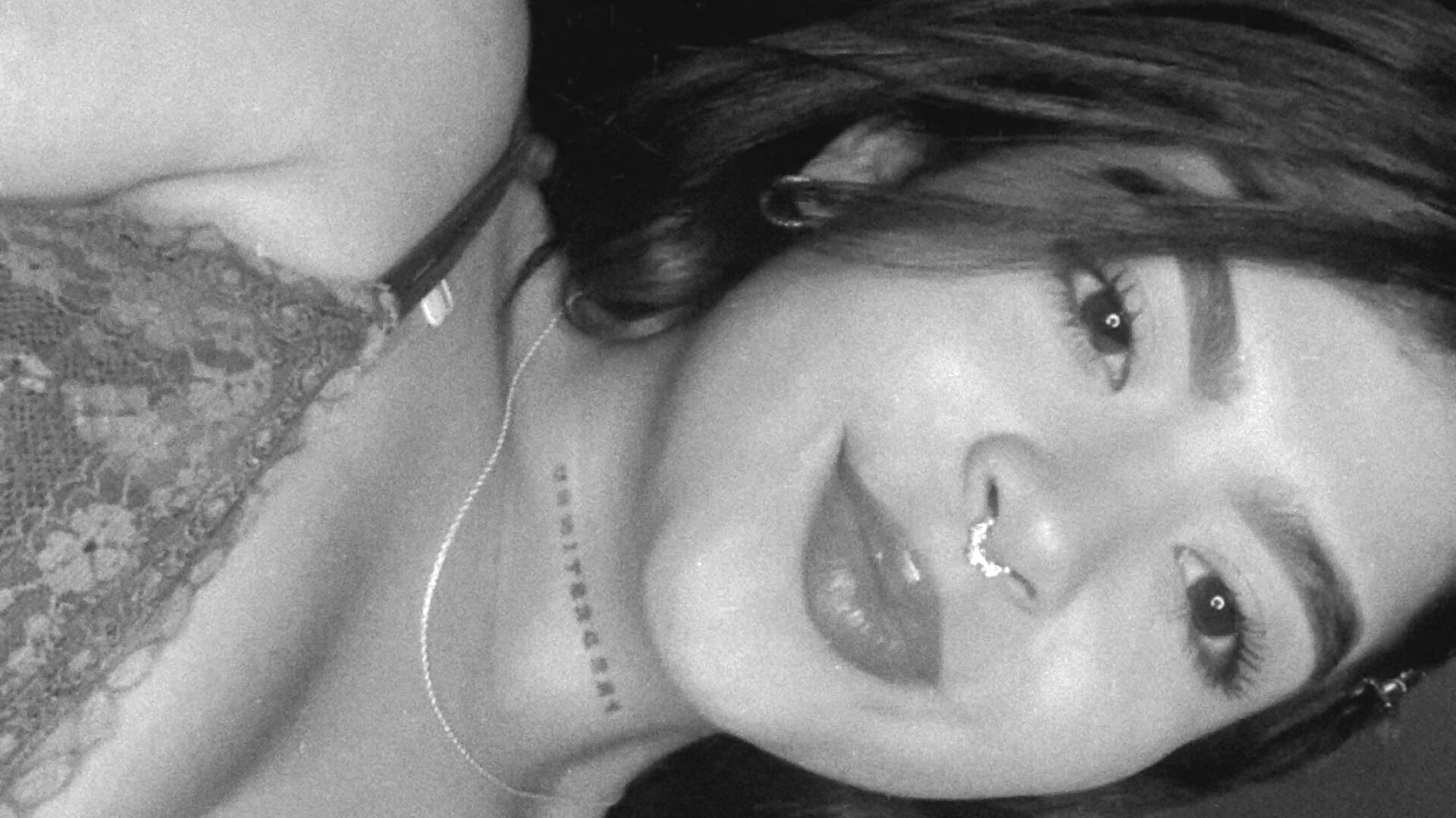 🌸 - βίντεο μοντέλου violet19x