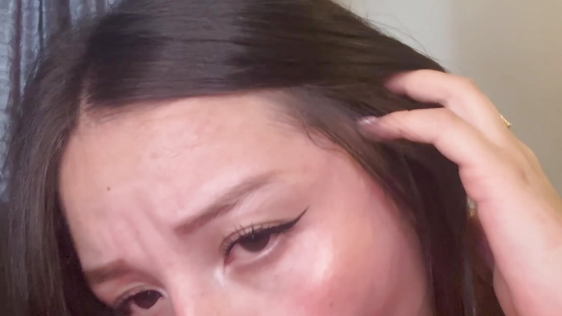 Sucking dick with saliva🥵🫦 - vídeo de la modelo de cam Sofi_Collinss