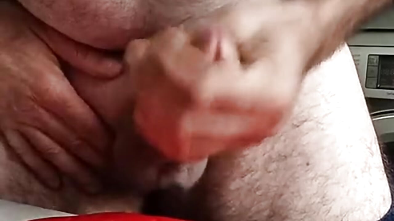 Mi polla grande y gorda corriendose muchísimo en primer plano - فيديو من Xauencaliente موديل الكام
