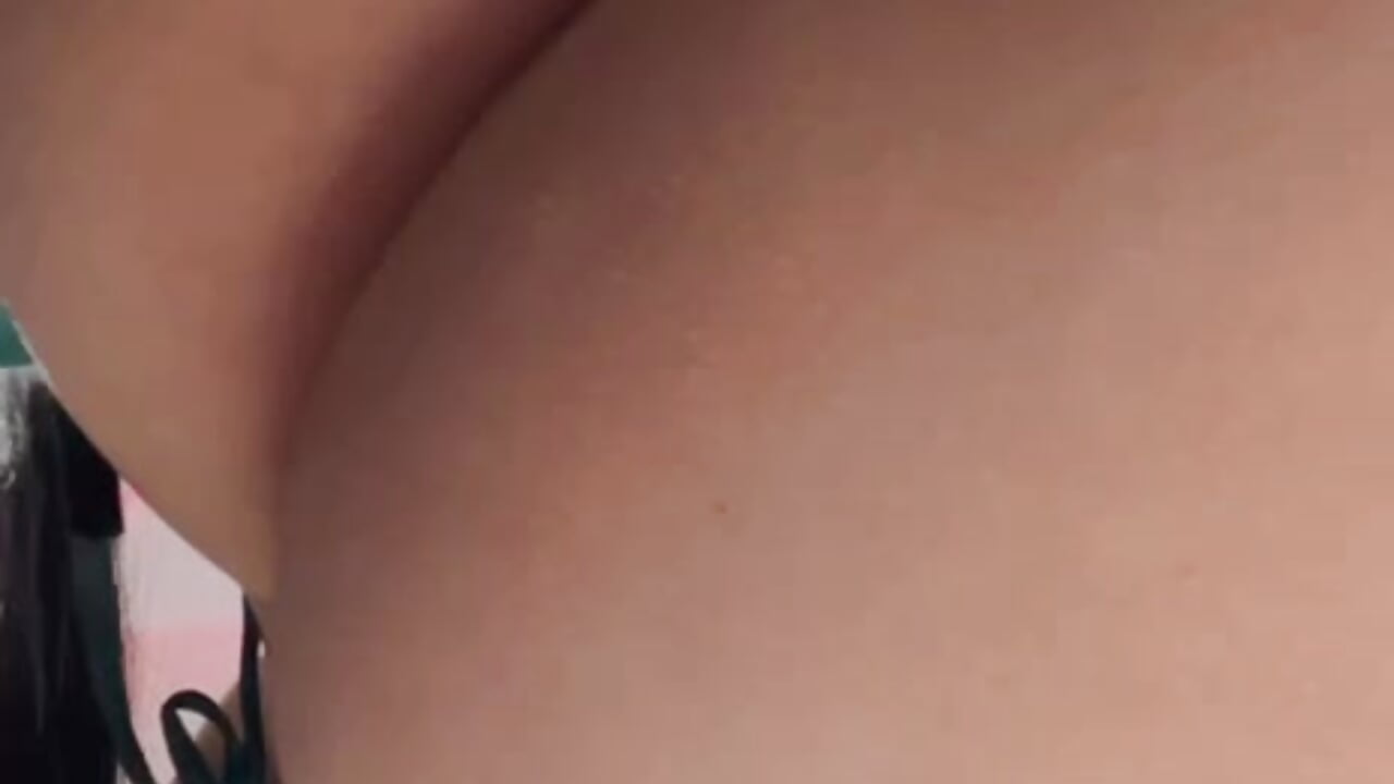 come put your face on me - video di AlanaaWalker modella di cam