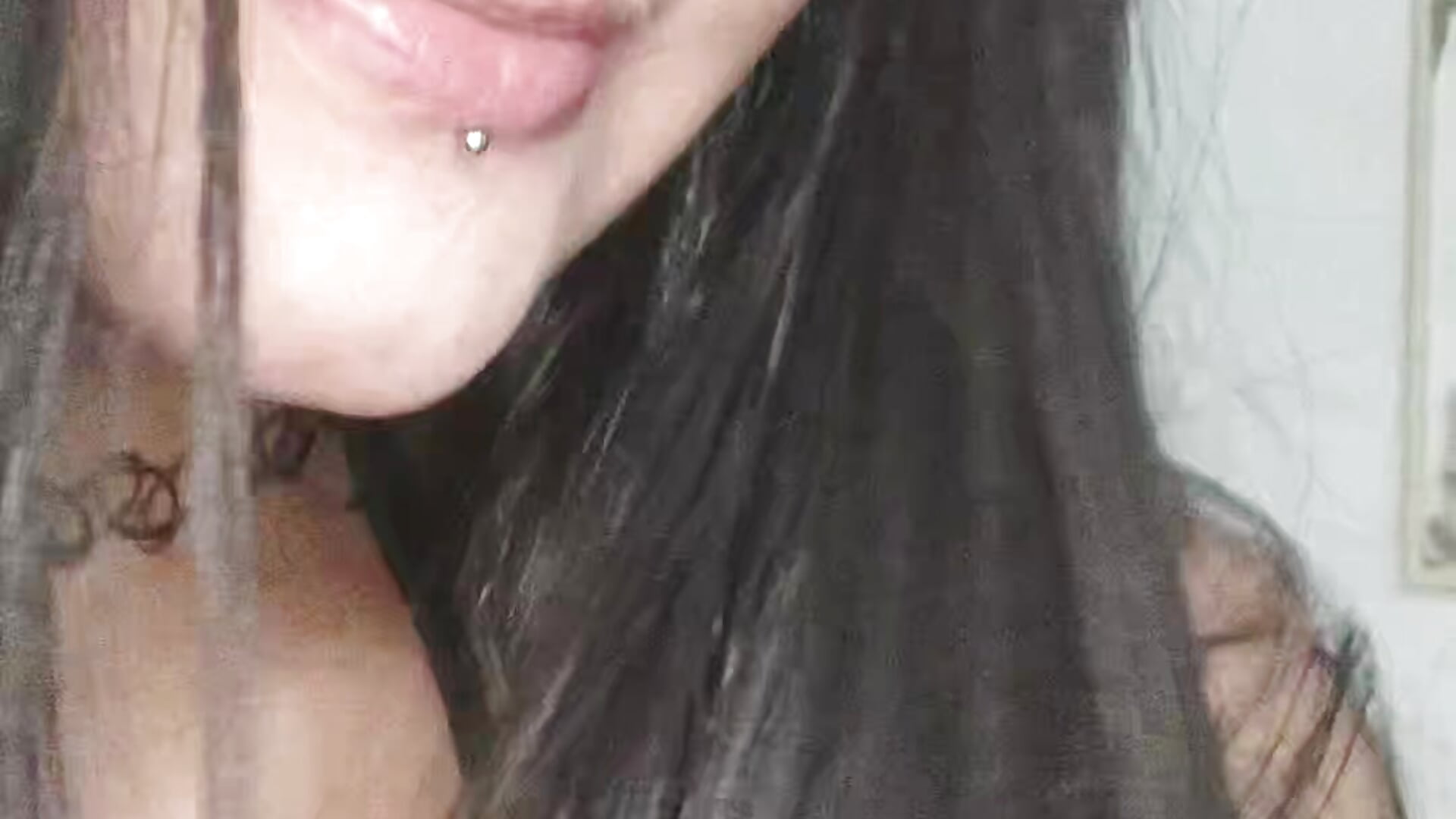🥰 - video by Mariana_Connie cam model