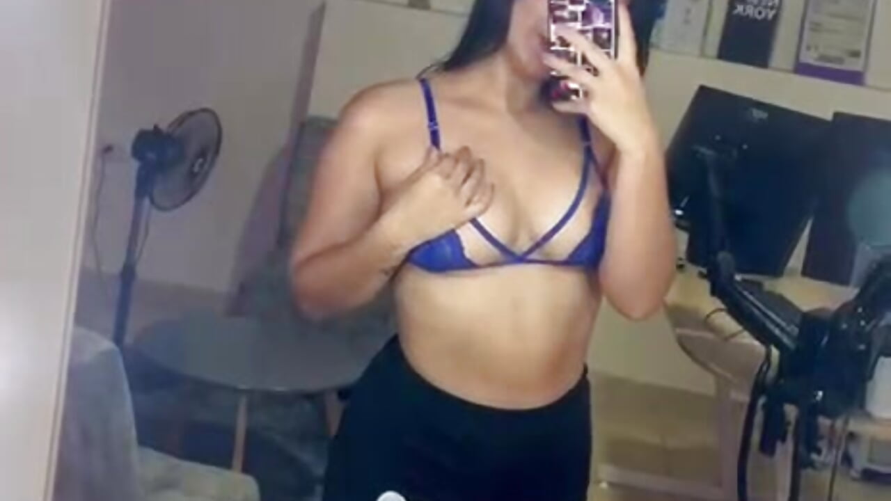 Hot – video modela na kameri lily_phillips_