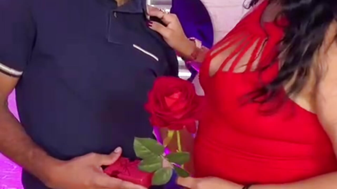 WhatsApp Video 2026-02-14 at 8,55,46 AM – video modela na kameri EDDY_ANABEL