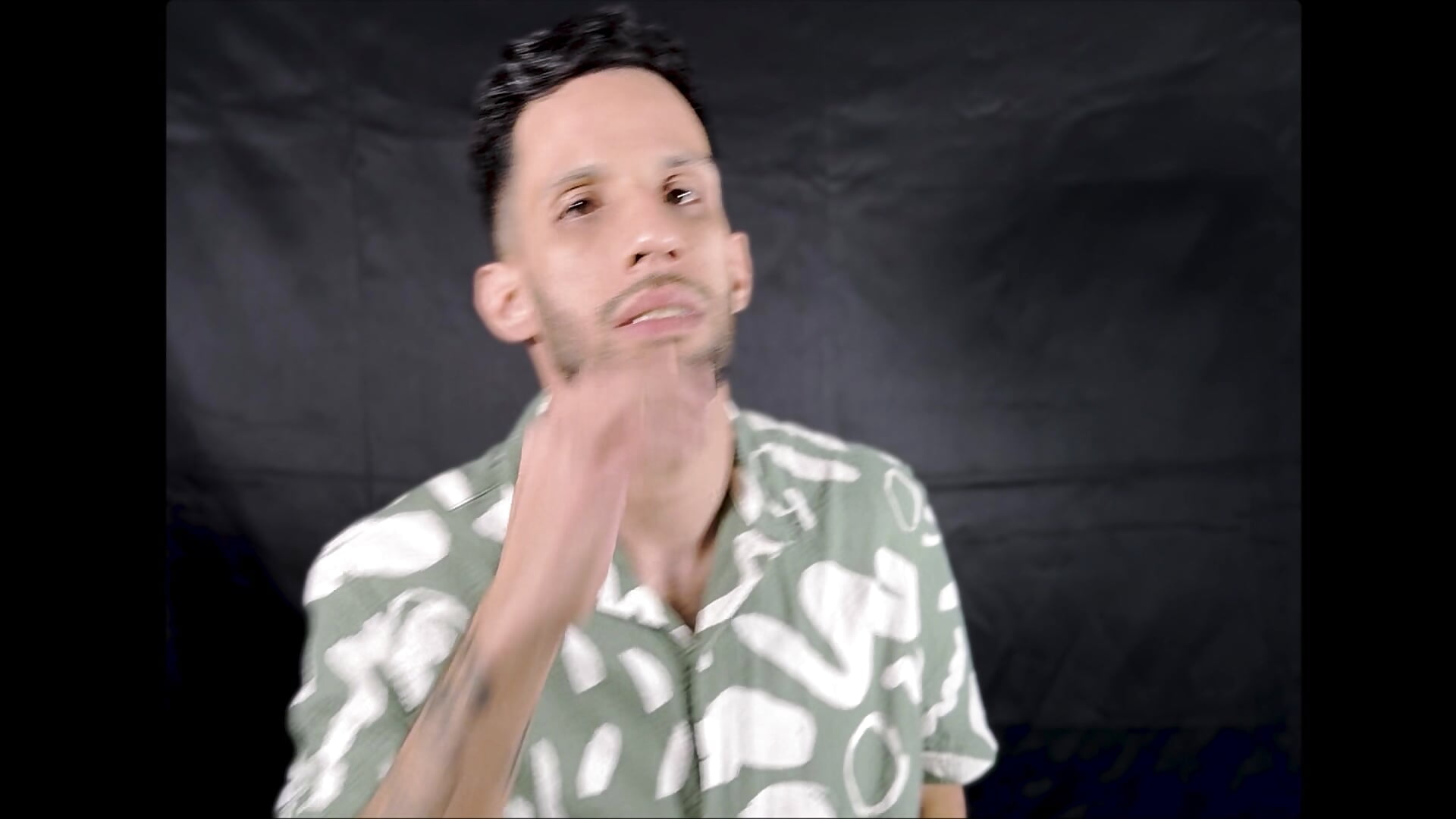 Karim - clip cu Karim_mansur model videochat