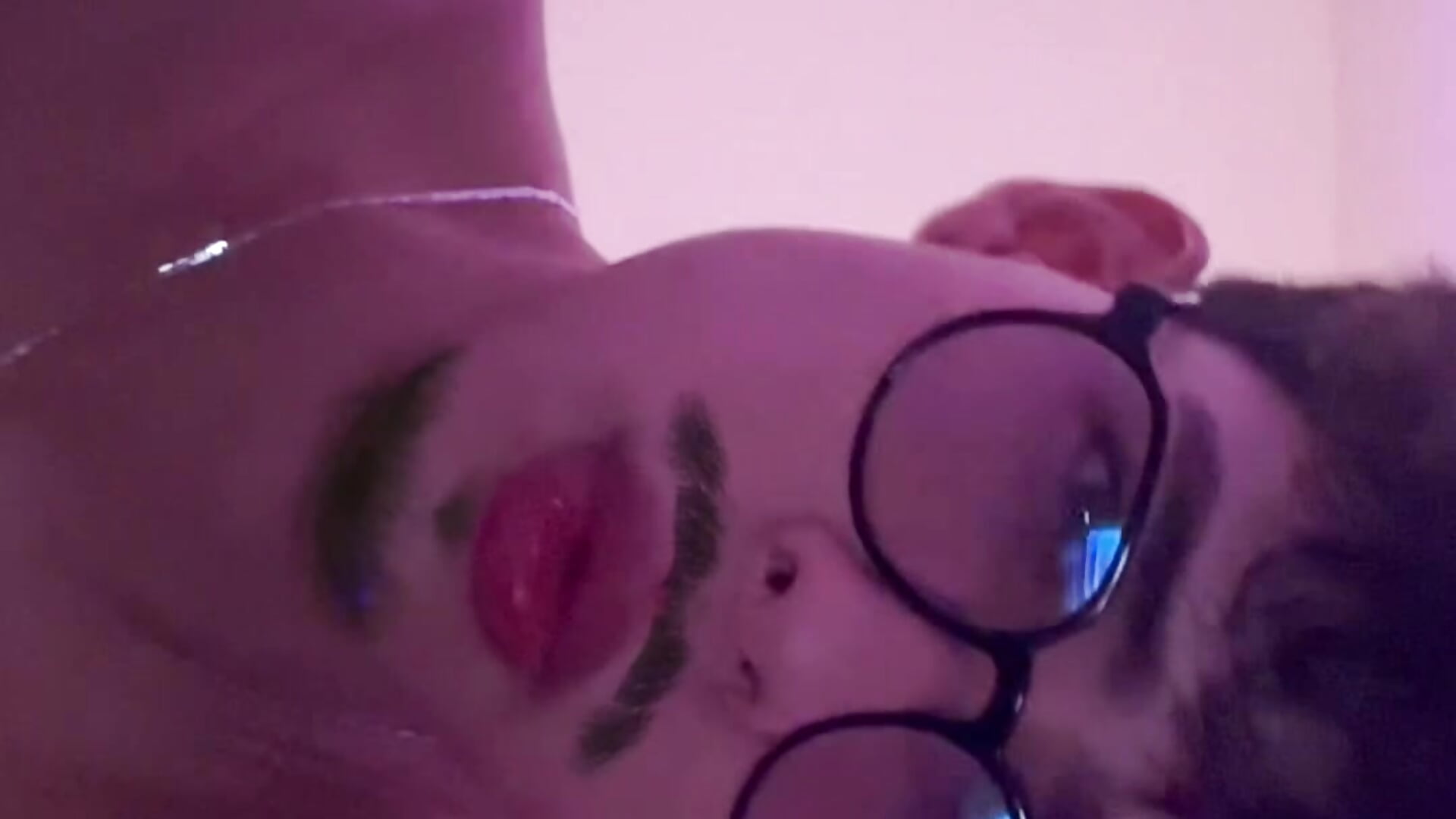 me with mustache 🥸 - βίντεο μοντέλου leotnk