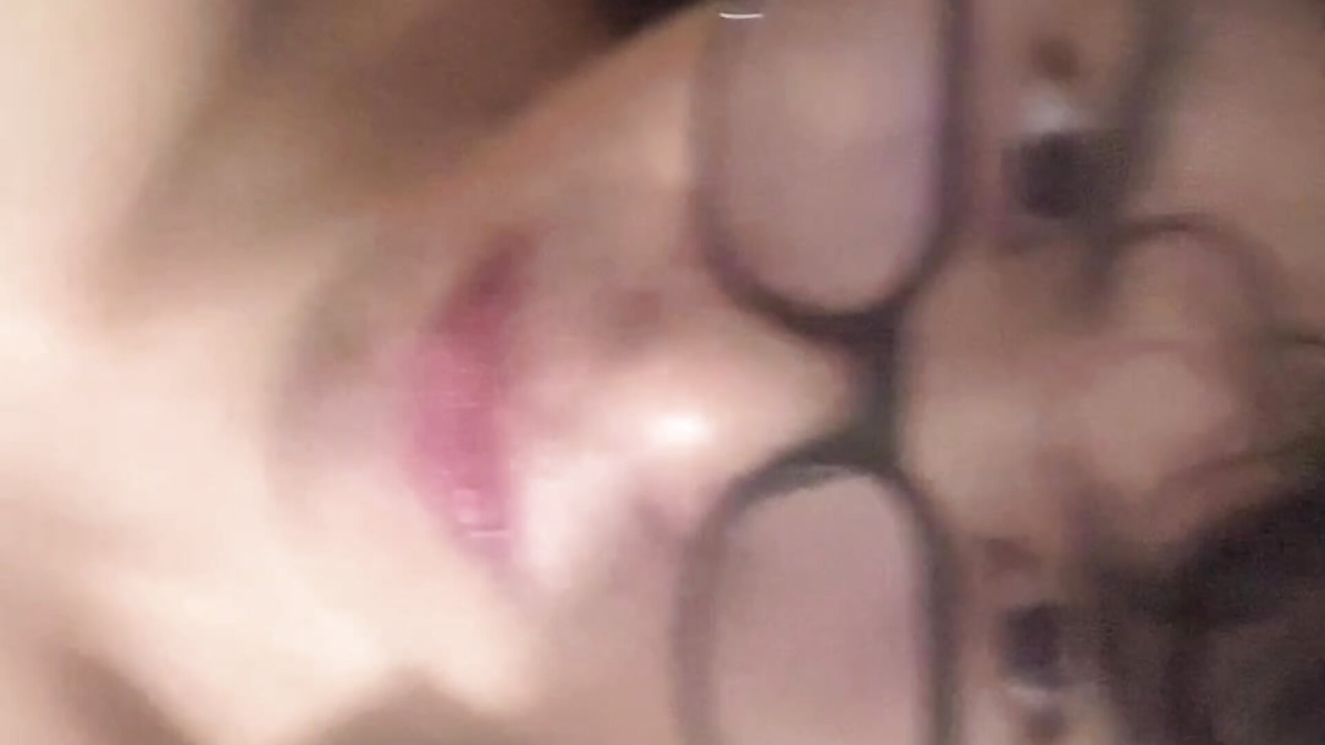 many kisses for you 💗 - vidéo du modèle de showcams leotnk