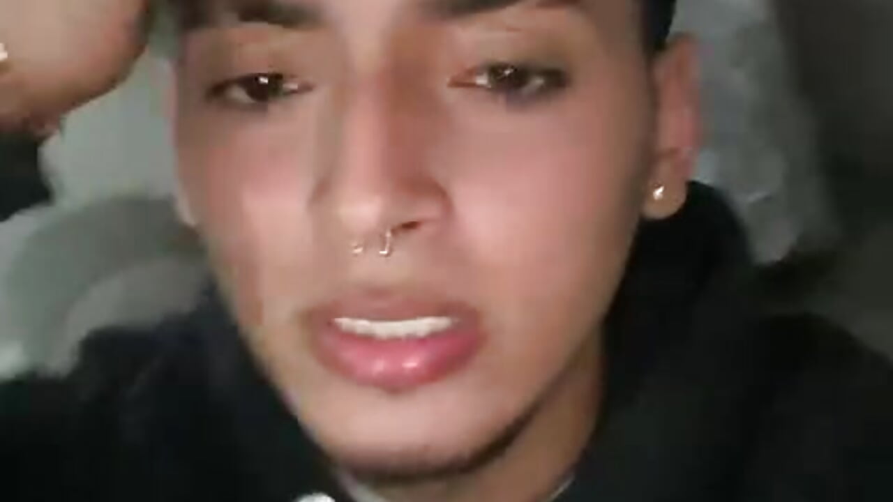 IAN HUNTER – video modela na kameri Ian_Hunter