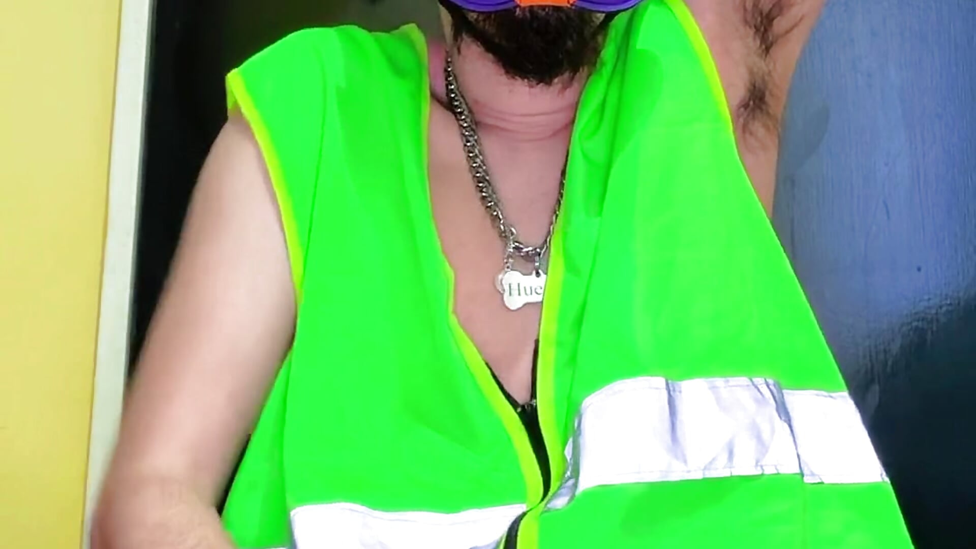 Jugando después del trabajo - Vídeo de perruno8, modelo de vídeos