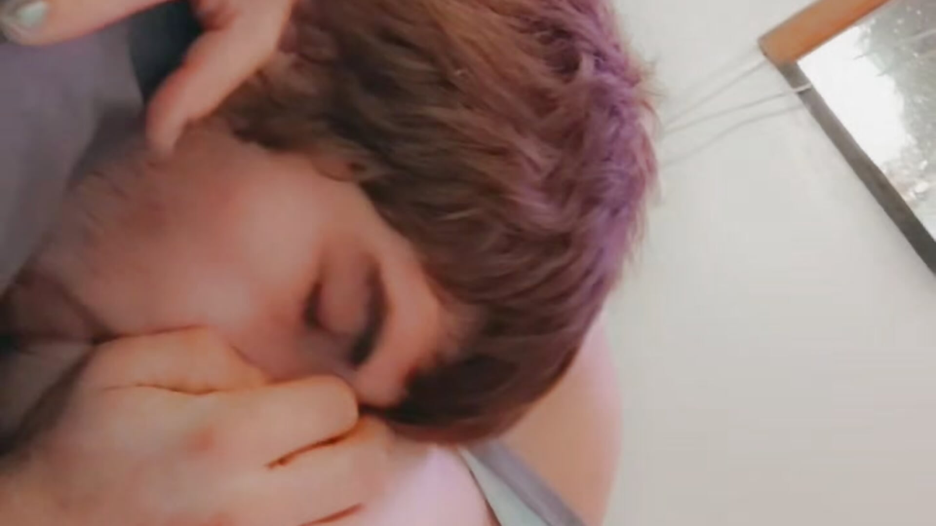 Titty. Suckums – video od webkamerové modelky xKittyMeowz