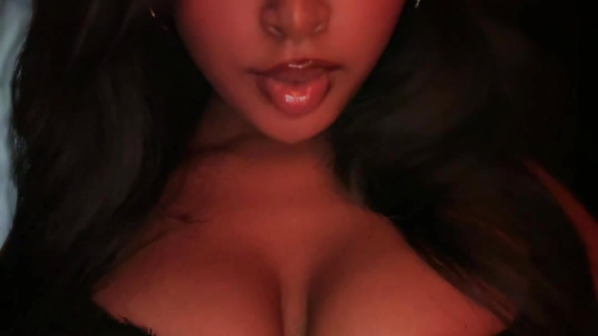 🍒 - відео від вебкаммоделі AriNovaa